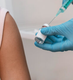 Debunking Myths Regarding the Shingles Vaccine by Expert Online Consultations